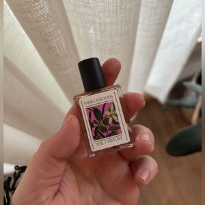7 Virtues Vanilla Woods Mini Perfume